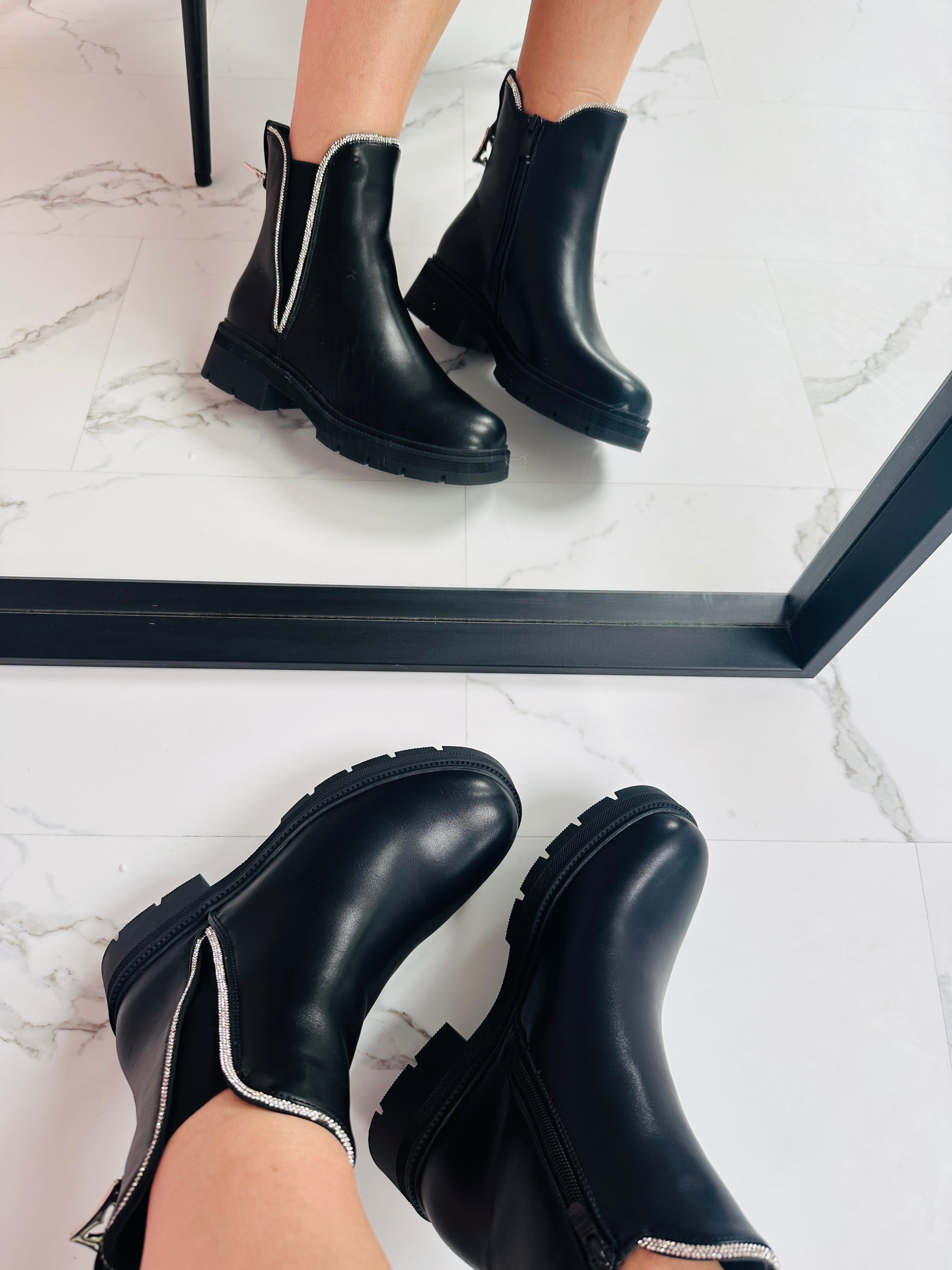 Shanty Stylish Boots